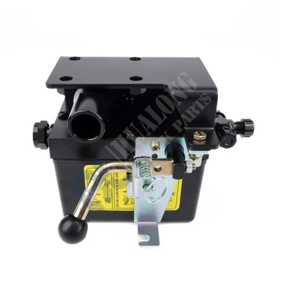 5005010-C1101 CABIN PUMP